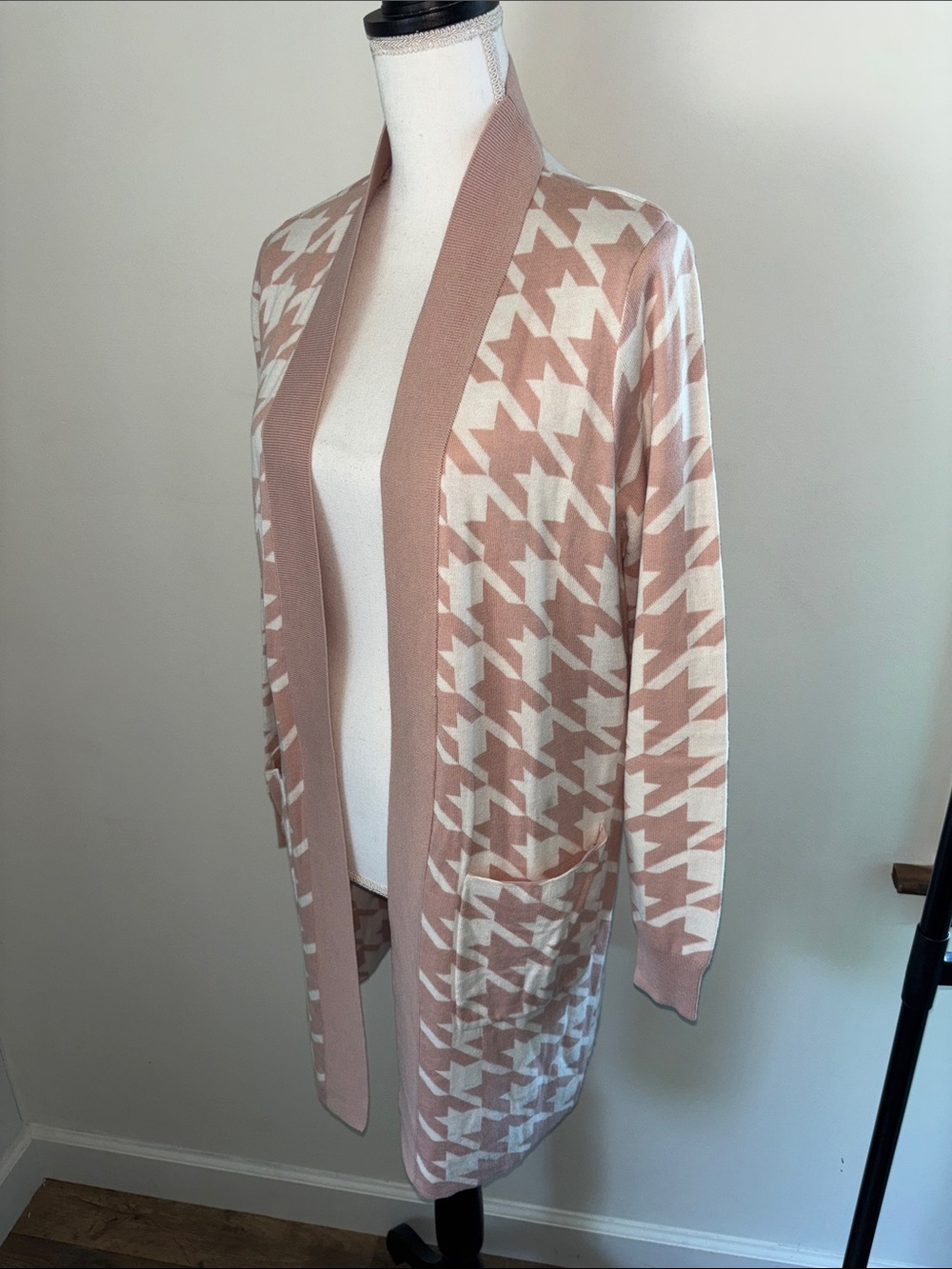 Belle by Kim Gravel Long Open-Front Houndstooth Cardigan Sweater, sz S - Picture 2 of 8